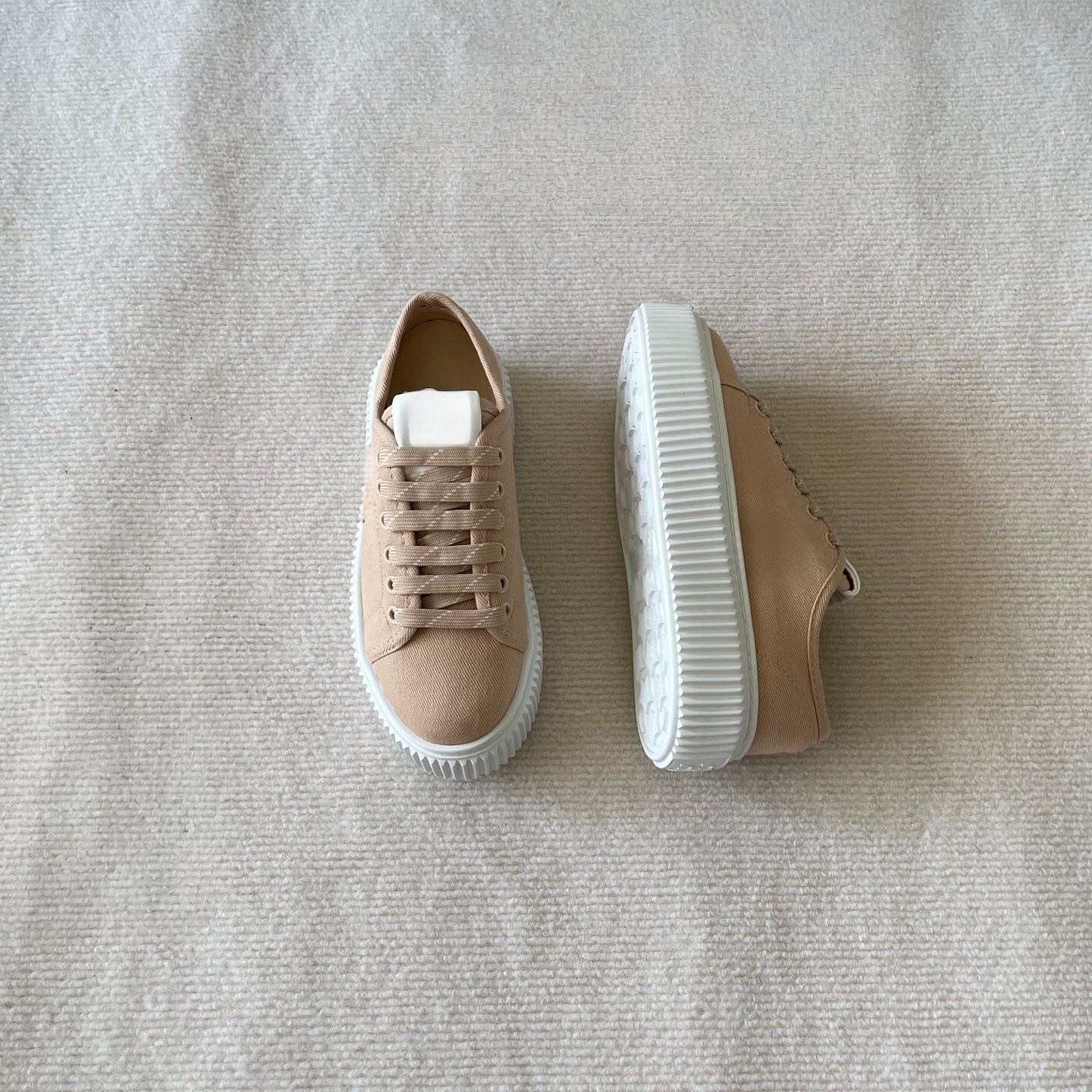 Brand Discount Women's White S - مراجعة Canvas Sneaker High وسعره
