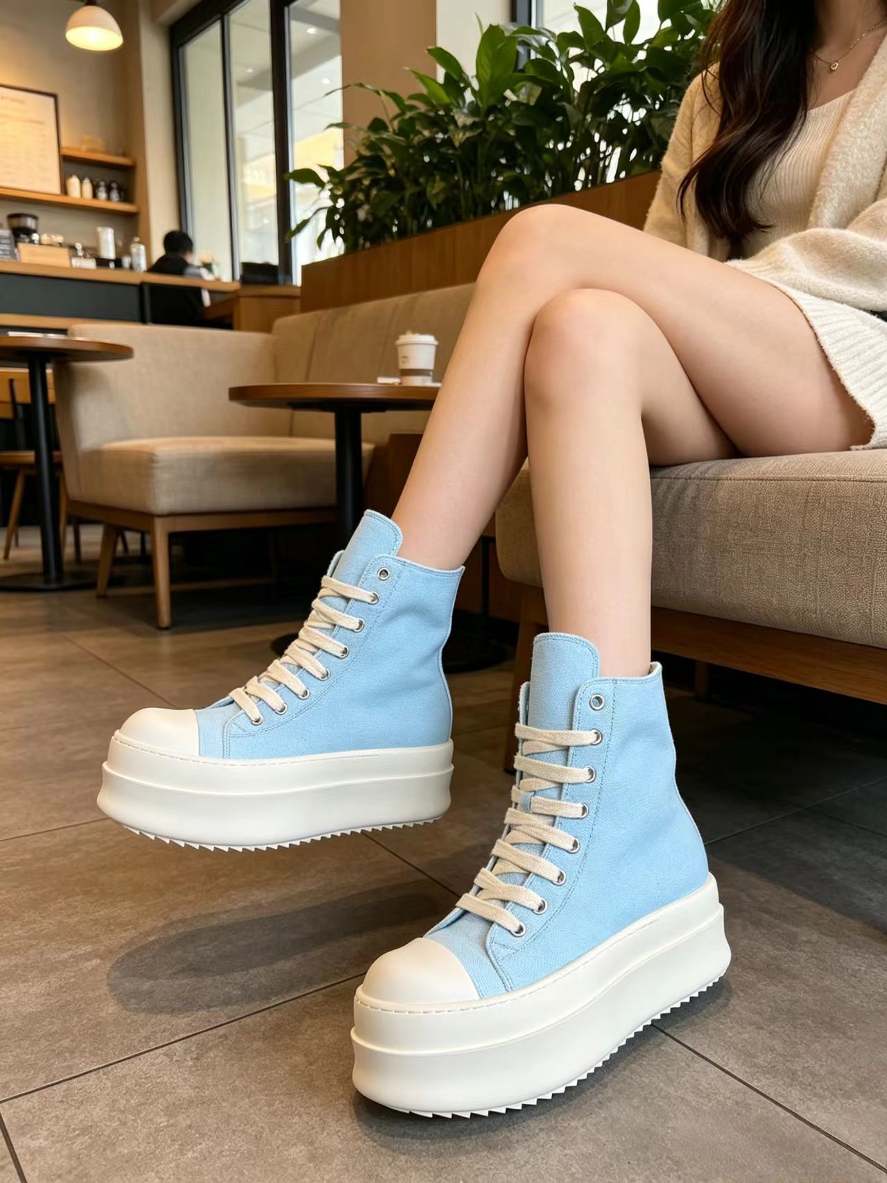 Light Blue High Top Canvas Sne - مراجعة Canvas Sneaker High وسعره